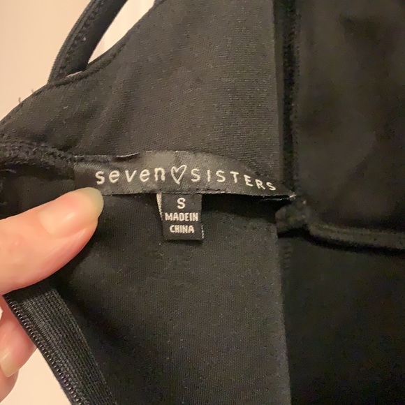 Black bodycon dress with strappy back - Picture 3 of 4